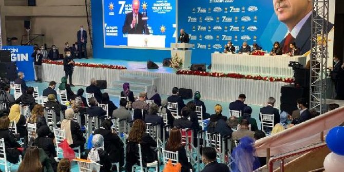 Numan Kurtulmuş partisinin Bakırköy ilçe kongresinde konuştu
