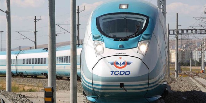 Öğretmenlere tren bileti ve kargo ücretlerinde indirim