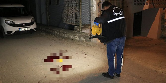 Sokağa çıkma kısıtlamasında husumetlisi tarafından sokakta vuruldu: 1 yaralı