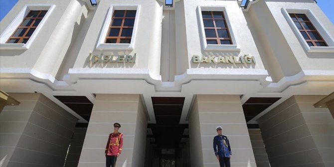 İçişleri Bakanlığı: Sokağa çıkma kısıtlamasına uymayan 9 bin 583 kişiye adli ya da idari işlem yapıldı
