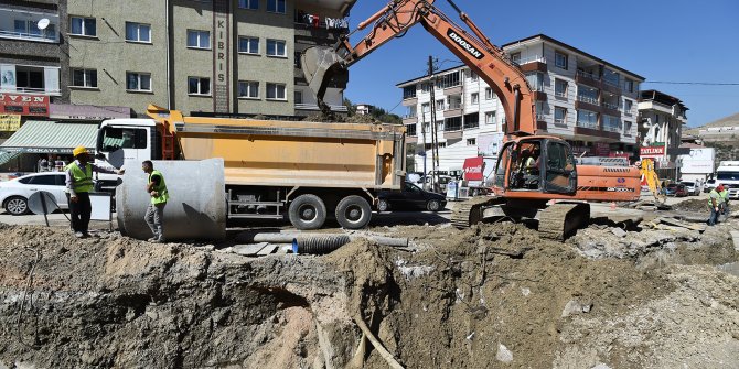 ASKİ'den Mamak'ın altyapısına neşter