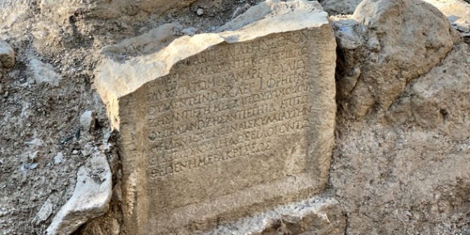 İznik'te Roma dönemine ait mezar taşı keşfedildi 