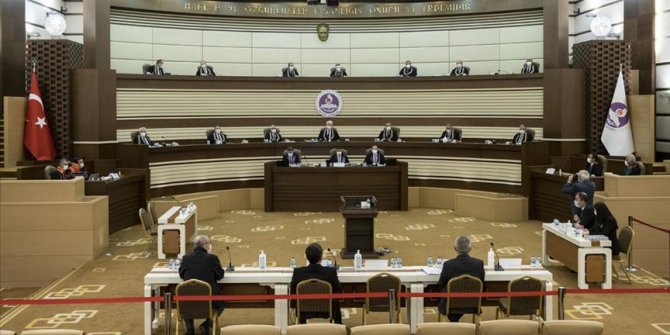 Eski Danıştay üyelerinin, Yüce Divan sıfatıyla Anayasa Mahkemesinde yargılanmalarına başlandı