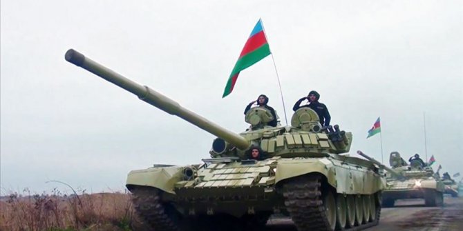 Azerbaycan ordusu 27 yıldır işgal altında bulunan Kelbecer'e girdi