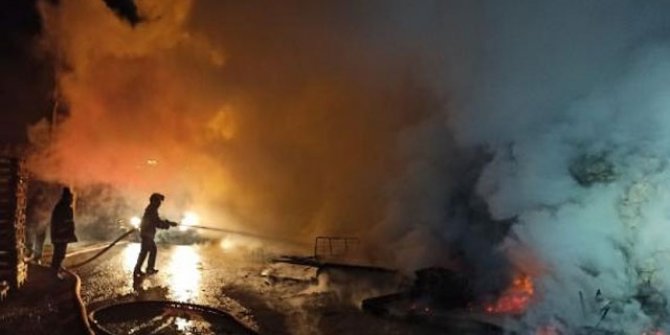 Paletlerden sıçrayan alev, gecekonduyu küle çevirdi