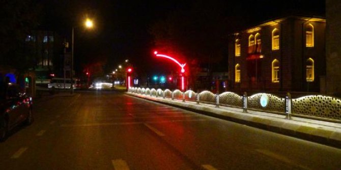 Edirne'de sokağa çıkma kısıtlaması başladı, kent sessizliğe büründü