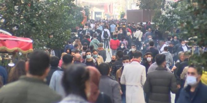 İstiklal Caddesi'nde yine aynı manzara