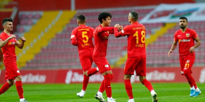 Kayserispor galibiyeti unuttu