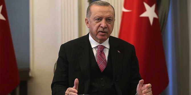 Cumhurbaşkanı Erdoğan: Hiçbir denetim olmadığında dijitalleşmenin bizi götüreceği yer faşizmdir
