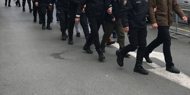 Şanlıurfa merkezli 13 ilde FETÖ'nün askeri yapılanmasına operasyon: 19 gözaltı
