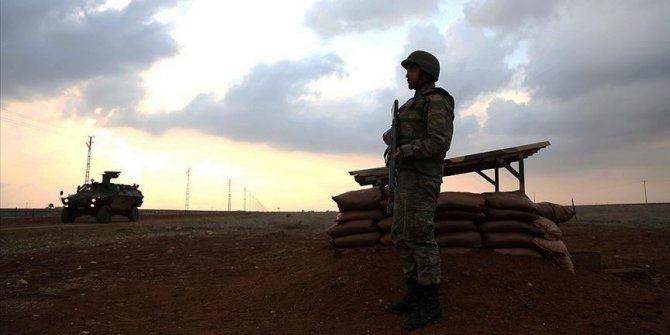 Şanlıurfa'da bir terörist teslim oldu