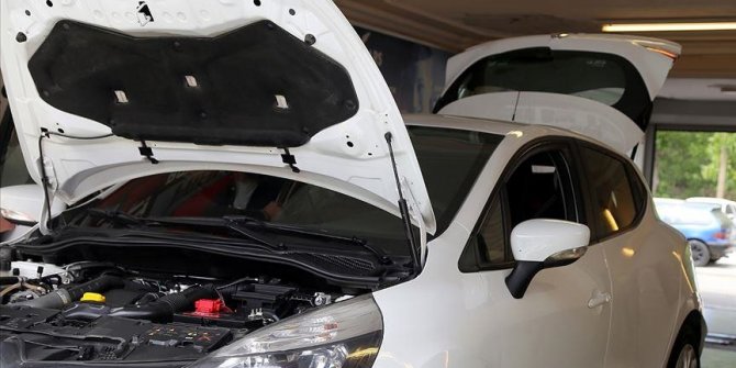 Araçtaki dolu hasarını tespit etmeyen ekspertize 'onarım' ve 'değer kaybı' cezası