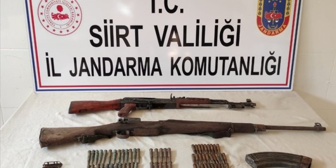 Siirt kırsalında PKK'lı teröristlere ait silah ve mühimmat ele geçirildi
