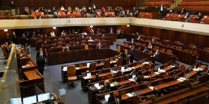 İsrail’de parlamentonun feshedilmesi önerisi kabul edildi