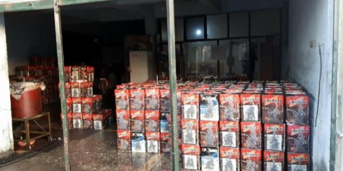 Salihli'de 5 bin 494 litre yağ türevli akaryakıt ele geçirildi