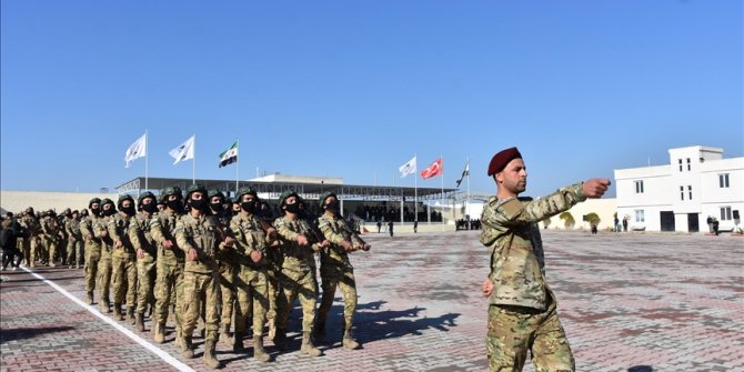 Suriye Milli Ordusu, ilk askeri kışlasını törenle açtı