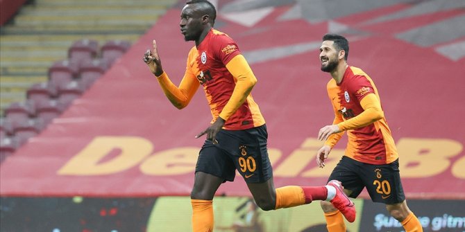 Mbaye Diagne fırsatı iyi değerlendirdi