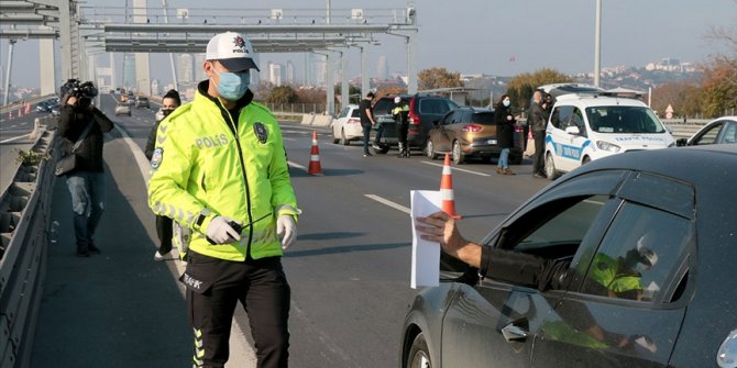 2-7 Aralık'ta sokağa çıkma kısıtlamalarına uymayan 37 bin 614 kişi hakkında işlem yapıldı