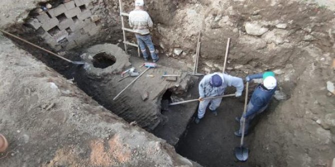 İznik'te inşaat temel kazısında tarihi esere rastlandı