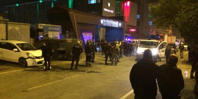 Zırhlı polis aracı, otomobille çarpıştı: 1 polis yaralı