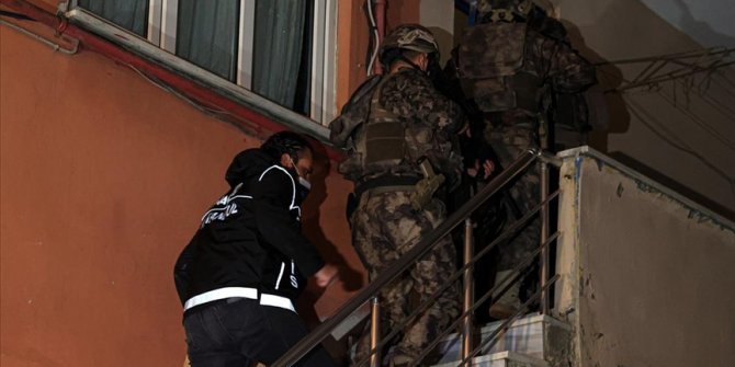 İstanbul'da uyuşturucu satıcılarına yönelik eş zamanlı operasyonda 13 şüpheli yakalandı