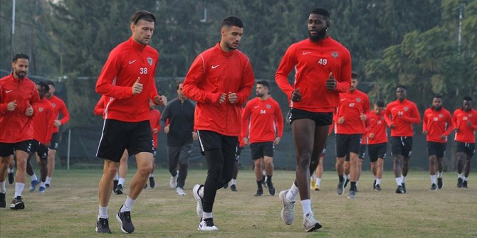 Hatayspor, erteleme maçında yarın Büyükşehir Belediye Erzurumspor'u ağırlayacak