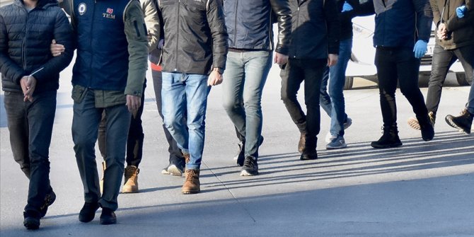 FETÖ'ye finansal destek sağladıkları gerekçesiyle 22 şüpheli gözaltına alındı