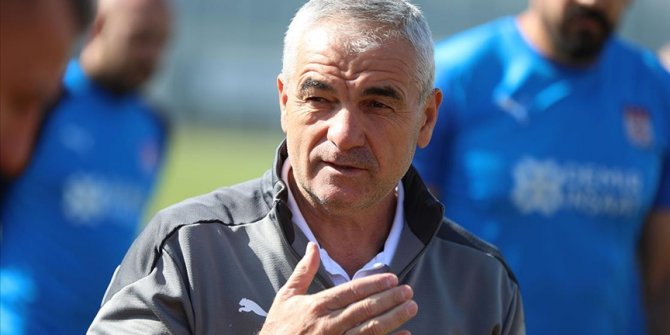 Sivasspor Teknik Direktörü Rıza Çalımbay: Ülkemiz için elimizden gelen mücadelenin en iyisini vereceğiz