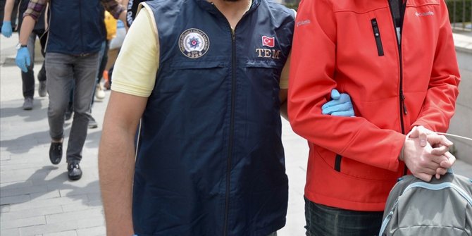 İzmir merkezli 50 ilde FETÖ'nün TSK yapılanmasına yönelik operasyonda 21 şüpheli daha yakalandı