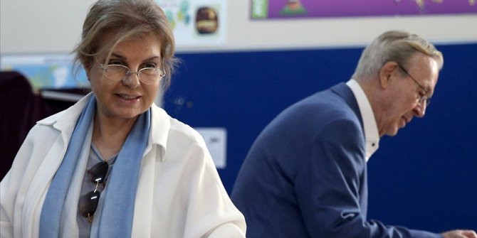 Eski başbakanlardan Çiller'in eşi yoğun bakımdan çıkarıldı
