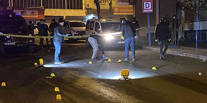 Diyarbakır'da kısıtlamada iki grup arasında silahlı kavga