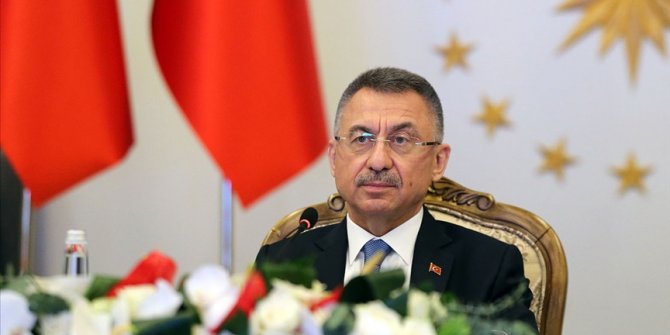 Cumhurbaşkanı Yardımcısı Oktay, madalya kazanan cimnastikçileri tebrik etti