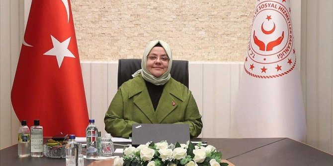 Bakan Selçuk: Kamu işçilerinin 13 günlük ilave tediyeleri bugün hesaplara yatırılacak
