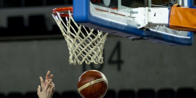 Basketbolda erteleme maçları yarın oynanacak