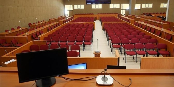 Adana'da FETÖ'nün sözde 'mülkiye yapılanması sorumlusu'na 10 yıl hapis cezası