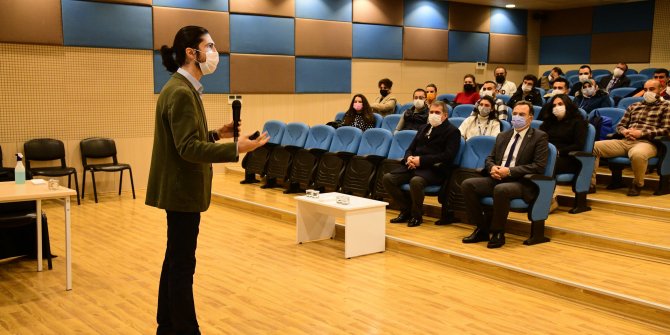 Belediye Personeline “Kendi Hayatınızın Lider Ol” Semineri