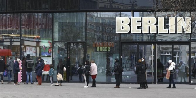 Almanya’da Kovid-19 kaynaklı en yüksek günlük ölüm sayısı kaydedildi
