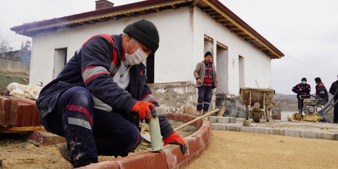 Tandır damının çevre düzenlemesi başladı