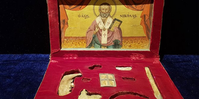 İşte Antalyalı Noel Baba'nın gerçek hikayesi