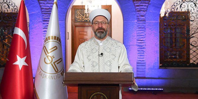 Erbaş: Küresel sorunlarda, insanoğlunun zaaflarının önemli bir payı var