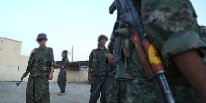 YPG/PKK'lı teröristler, Suriyeli Peşmergelerin aile fertlerini alıkoyuyor