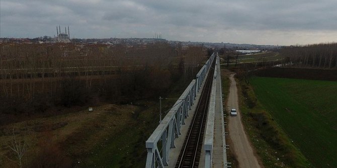 Hızlı tren alt ve üst yapıları Edirne'deki kültürel varlıkların silüetini bozmayacak