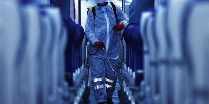 Suudi Arabistan tüm uluslararası uçuşları bir hafta askıya aldı