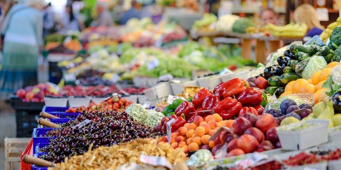 İngiliz süpermarket zinciri Sainsbury's bazı ürünlerin bitebileceği uyarısında bulundu