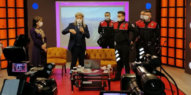 Canlı yayında ‘KADES' ihbarı; alarma geçen ekipler, 3 dakikada geldi
