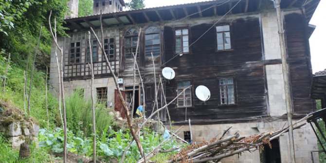 Rize'de 183 yıllık tarihi konak kavgası