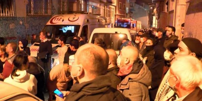 Fatih'te yangında can pazarı mahsur kalanları itfaiye kurtardı