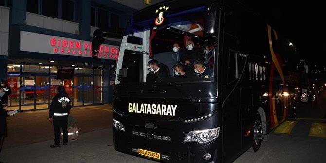 Galatasaray kafilesi, Trabzon'a geldi