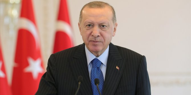 Erdoğan: Mehmet Akif’in vatan tutkusunu tasvir ettiği eserleri, milli şuurun beslendiği önemli kaynaklarımızdandır