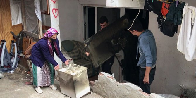 4 kişilik ailenin evi, soba yangınında kullanılamaz hale geldi